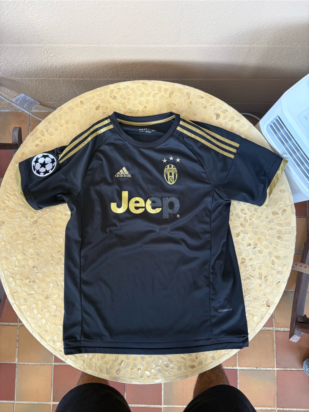 Juventus Mens 2015 Black Gold Jersey Size L